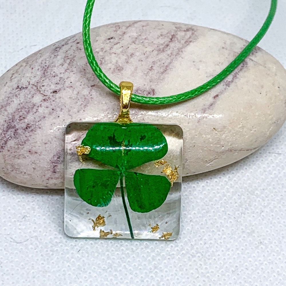 Real shamrock necklace,St.Patrick’s necklace